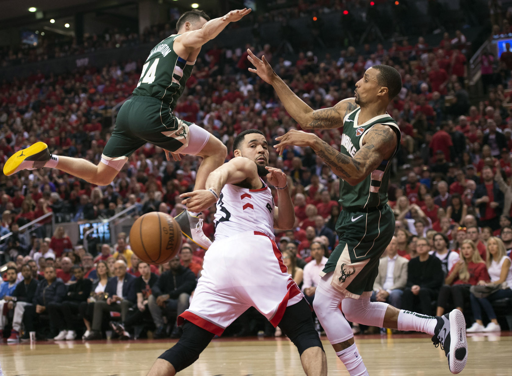 Raptors 118, Bucks 112 (2OT)